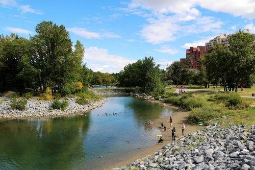 和平河,流淌的和谐与繁荣之河